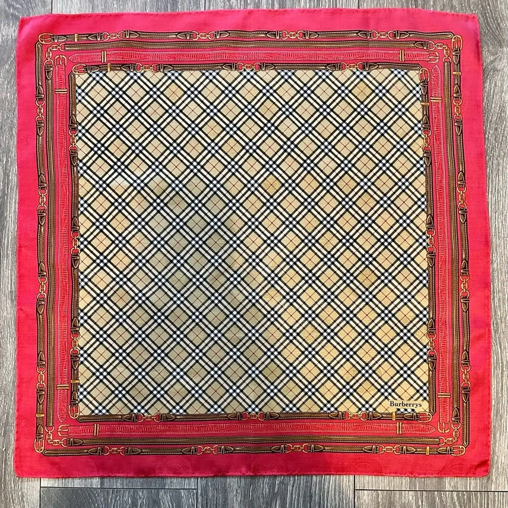 Burberry classic silk